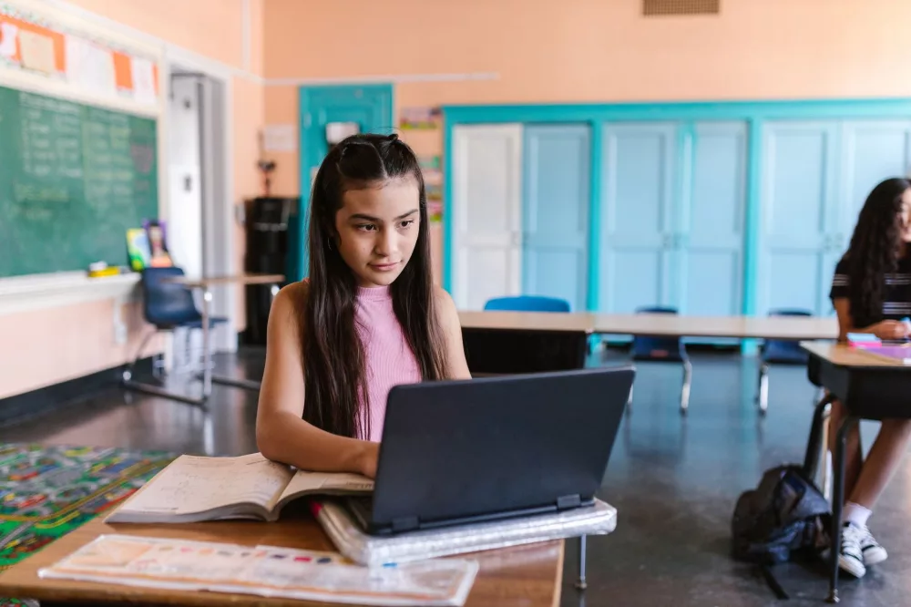 Navigating the Digital Classroom: My Comprehensive Look at GoGuardian